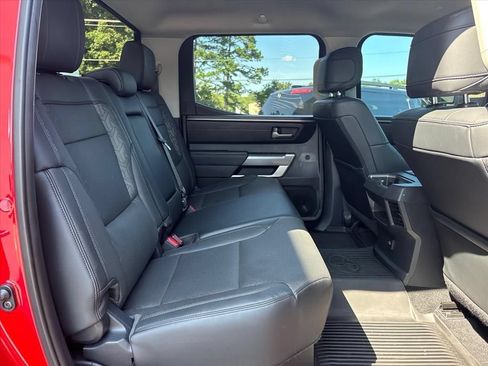 Used 2022 Toyota Tundra SR5 w/ SR5 Premium Package AWD/4WD image 11