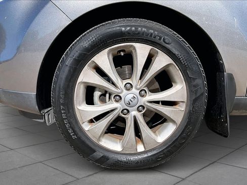 Used 2015 Kia Soul + image 11