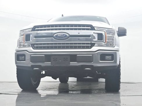 Used 2019 Ford F150 XLT w/ Equipment Group 302A Luxury AWD/4WD image 29