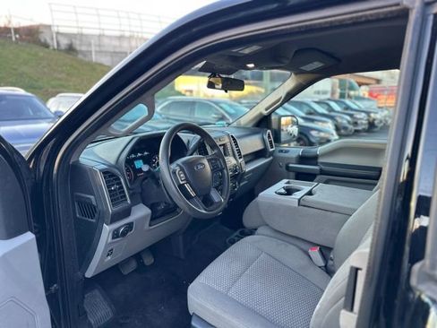 Used 2017 Ford F150 XLT image 30