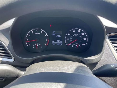 Used 2022 Hyundai Accent SE FWD image 14