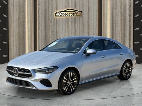 Used 2025 Mercedes-Benz CLA 250 image 3