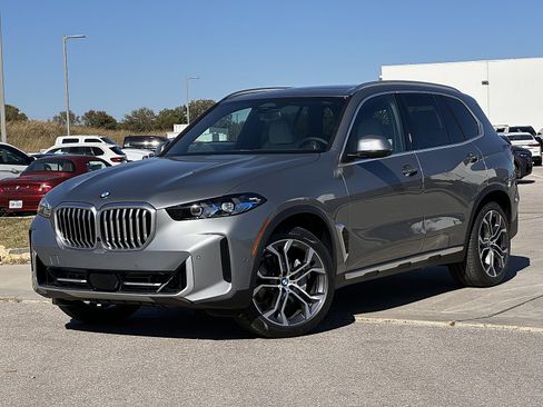 New 2026 BMW X5 xDrive40i image 2