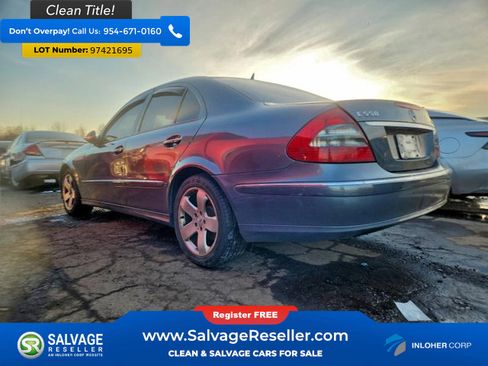 Used 2007 Mercedes-Benz E 550 4MATIC Sedan image 3