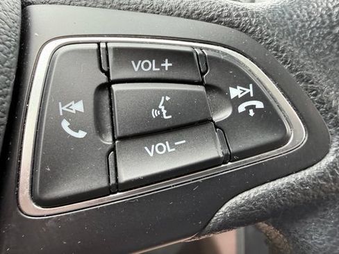 Used 2019 Ford Escape S FWD image 27