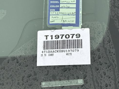 Used 2025 Toyota Camry XSE FWD image 14