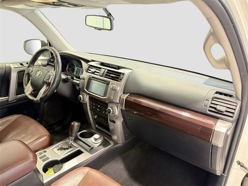 Used 2014 Toyota 4Runner Limited image 25
