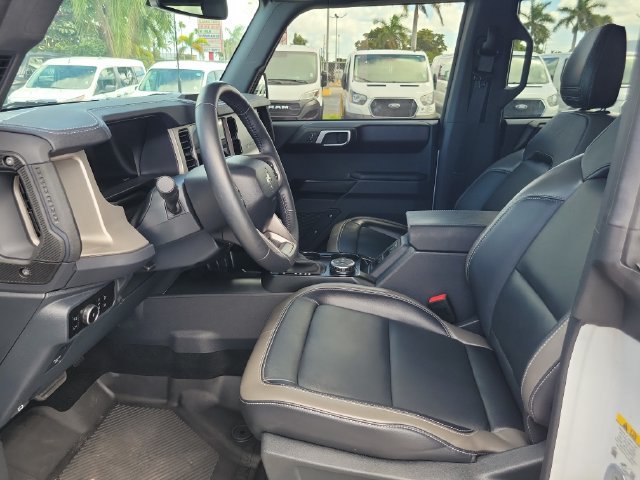 Certified 2025 Ford Bronco Outer Banks AWD/4WD image 17