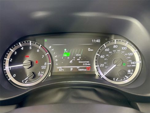 Certified 2025 Toyota Highlander XLE image 21