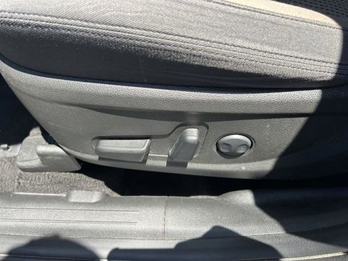 Used 2023 Hyundai Santa Fe SEL FWD image 25