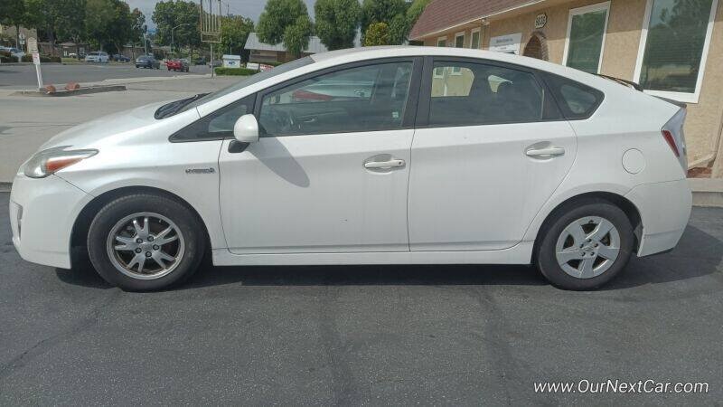 Used 2010 Toyota Prius Four w/ Navigation Pkg FWD image 3