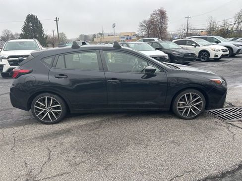 Used 2024 Subaru Impreza 2.0i Sport image 2