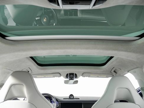 Certified 2022 Porsche Panamera Turbo S image 19