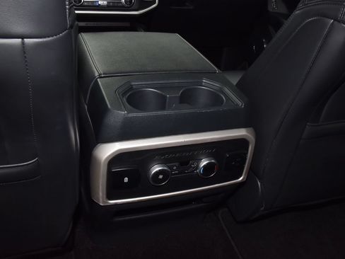 Used 2022 Ford Expedition XLT RWD image 19