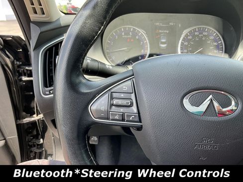 Used 2017 INFINITI Q50 Signature Edition w/ Cargo Package (L95) AWD/4WD image 10