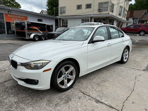 Used 2015 BMW 328i Sedan RWD image 2