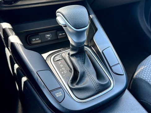 Certified 2023 Kia Soul LX FWD image 22