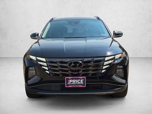 Used 2022 Hyundai Tucson Limited AWD/4WD image 2
