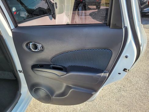 Used 2015 Nissan Versa Note SV FWD image 24