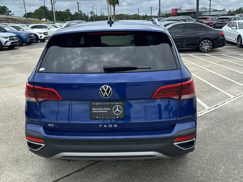 Used 2023 Volkswagen Taos SE FWD image 11