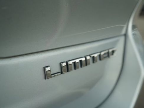 Used 2021 Jeep Grand Cherokee L Limited image 42