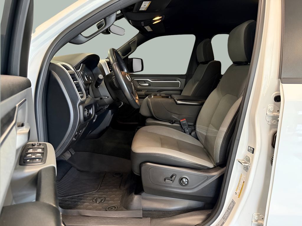 Used 2021 RAM 1500 Big Horn AWD/4WD image 11