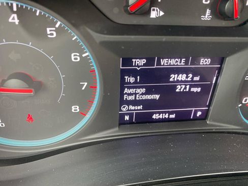 Used 2023 Chevrolet Malibu LT FWD image 12