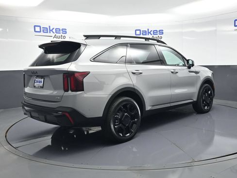 Certified 2026 Kia Sorento SX AWD/4WD image 7