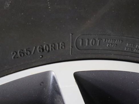 Used 2022 Jeep Grand Cherokee Limited image 44