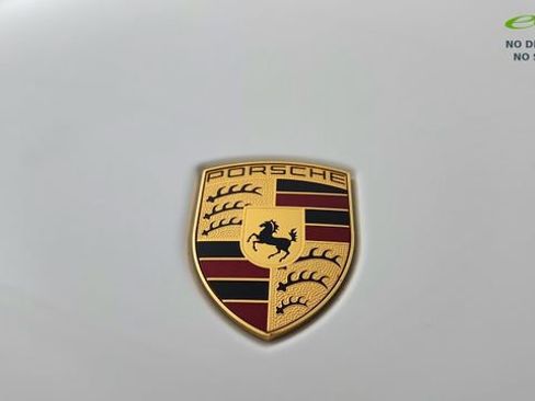 Used 2024 Porsche Cayenne Coupe AWD/4WD image 16