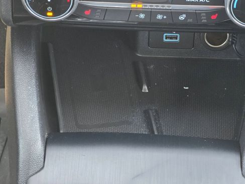 Used 2022 Ford Escape SEL w/ SEL Stealth AWD Package image 16