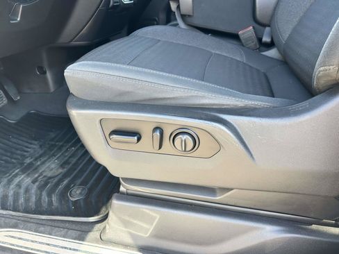 Used 2021 Chevrolet Silverado 1500 LT RWD image 17