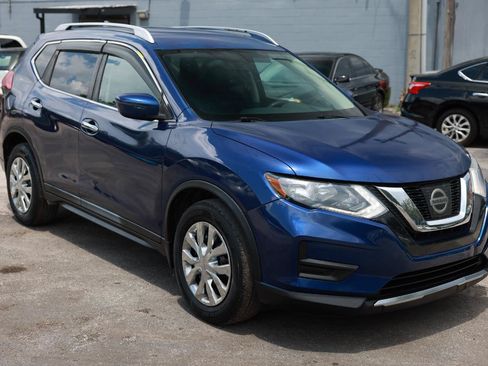 Used 2017 Nissan Rogue S w/ Appearance Package FWD image 15