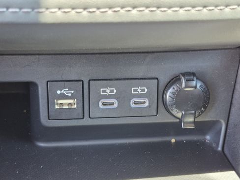 Certified 2025 Toyota Highlander XLE AWD/4WD image 33