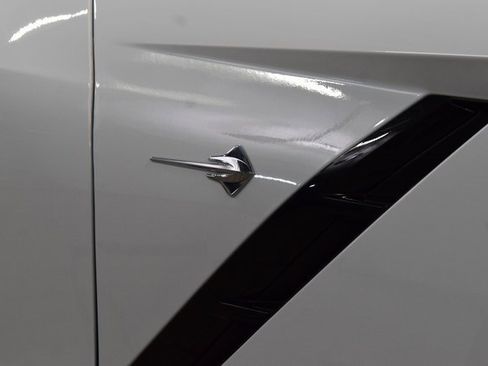 Used 2017 Chevrolet Corvette Stingray Coupe w/ 1LT image 17