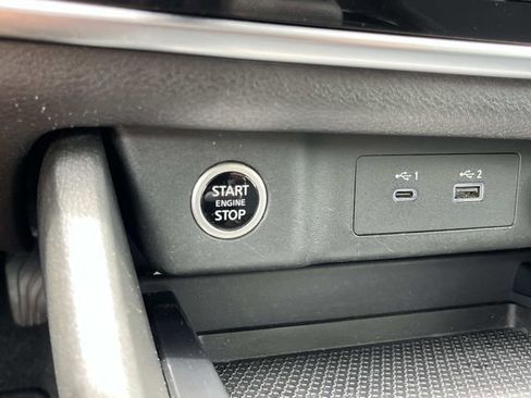 Used 2023 Nissan Rogue S AWD/4WD image 38