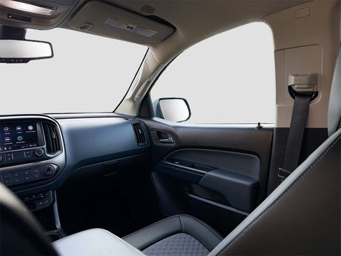 Used 2021 Chevrolet Colorado Z71 image 22