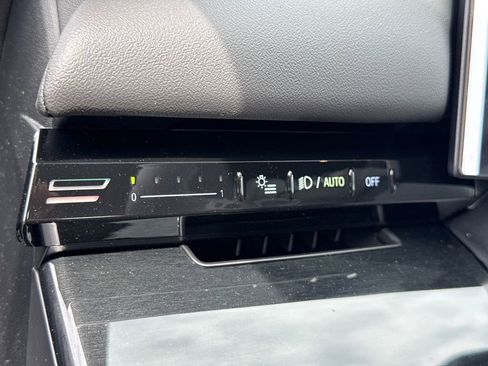 New 2026 BMW 530i image 28