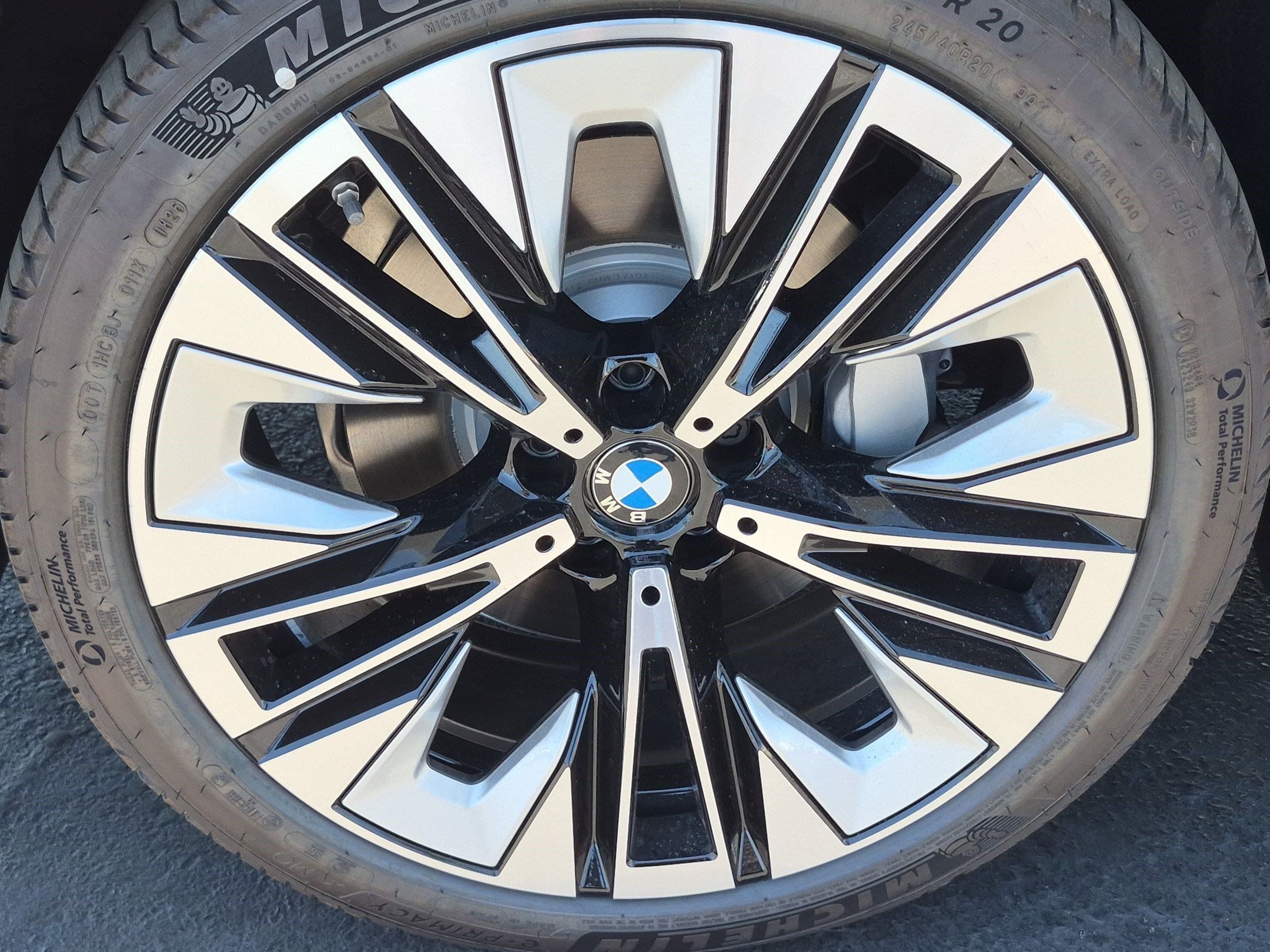 New 2027 BMW 530i w/ Premium Package RWD image 13