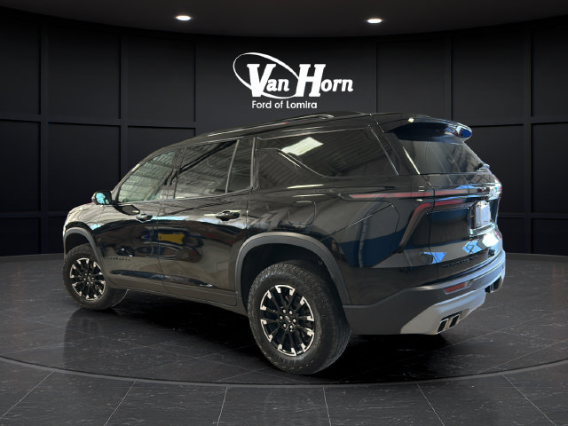 Used 2024 Chevrolet Traverse Z71 w/ LPO, Floor Liner Package AWD/4WD image 5
