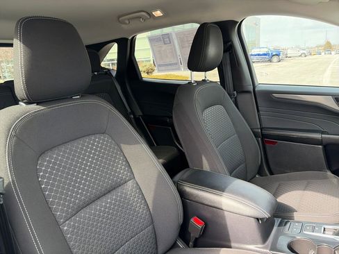Used 2023 Ford Escape Active image 12