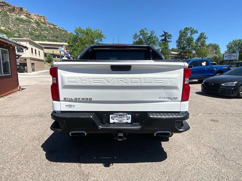 Used 2019 Chevrolet Silverado 1500 Custom Trail Boss AWD/4WD image 4