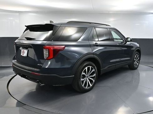 Used 2022 Ford Explorer ST-Line w/ Class IV Trailer Tow Package image 4