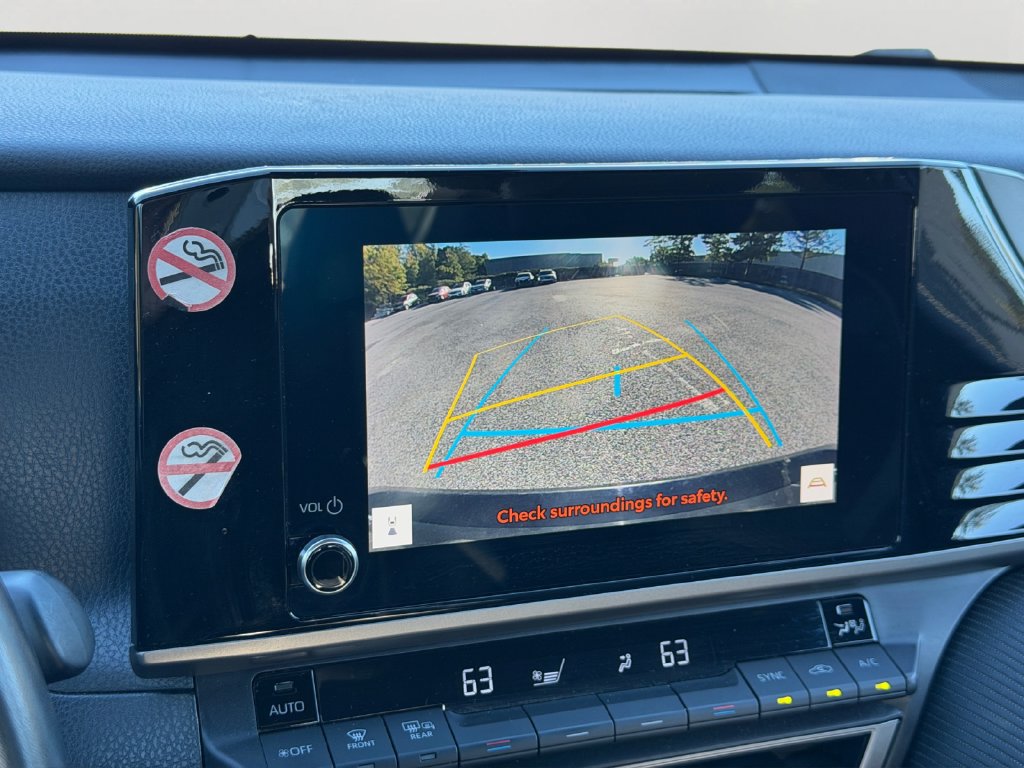 Used 2025 Toyota Camry Hybrid FWD image 21