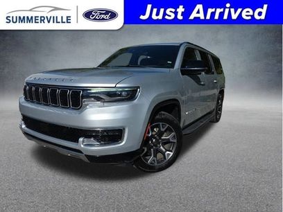 Used 2024 Jeep Wagoneer L Series III w/ Flexible Seating Group