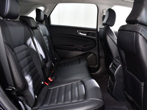 Used 2024 Ford Edge SEL w/ Convenience Package image 19