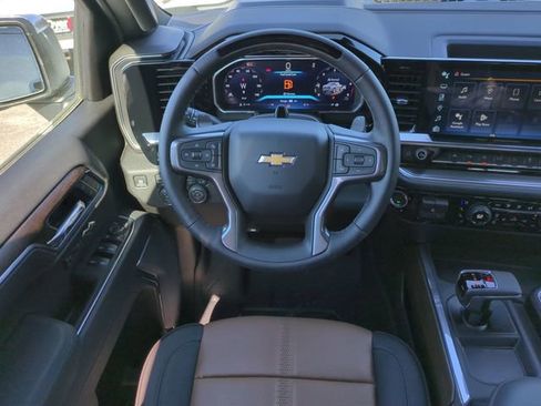 New 2026 Chevrolet Silverado 1500 High Country AWD/4WD image 15