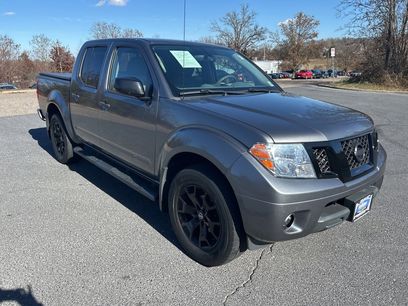 Used 2021 Nissan Frontier SV w/ Midnight Edition Floor Mats