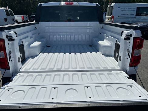 New 2025 Ford Maverick XLT image 31