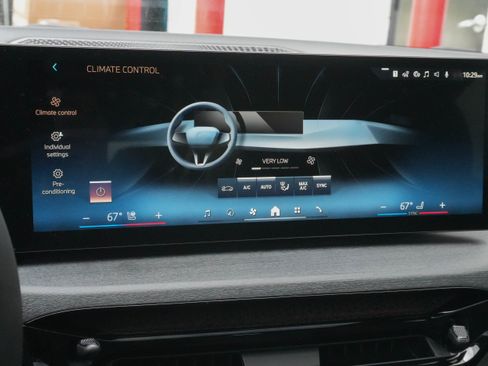 Certified 2025 BMW i4 eDrive40 w/ Premium Package RWD image 25